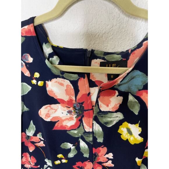 ILE New York Floral Swing Dress Womens size 8 - Picture 3 of 6